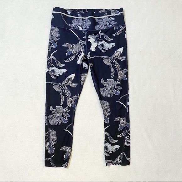 Athleta Floral Sonic Navy Leggings eh - Picture 6 of 16